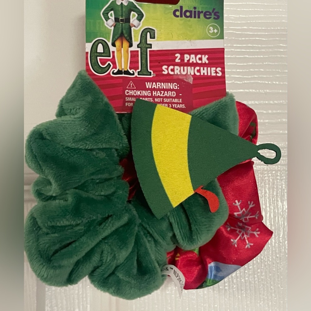 🔴 3/$12 Claire's Green and Red Elf Scrunchies Set! NEW!